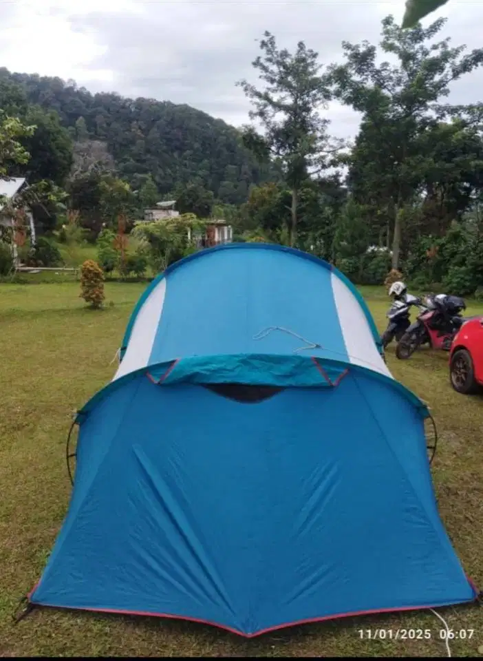 Tenda camping Quecha Arpenaz 4.1