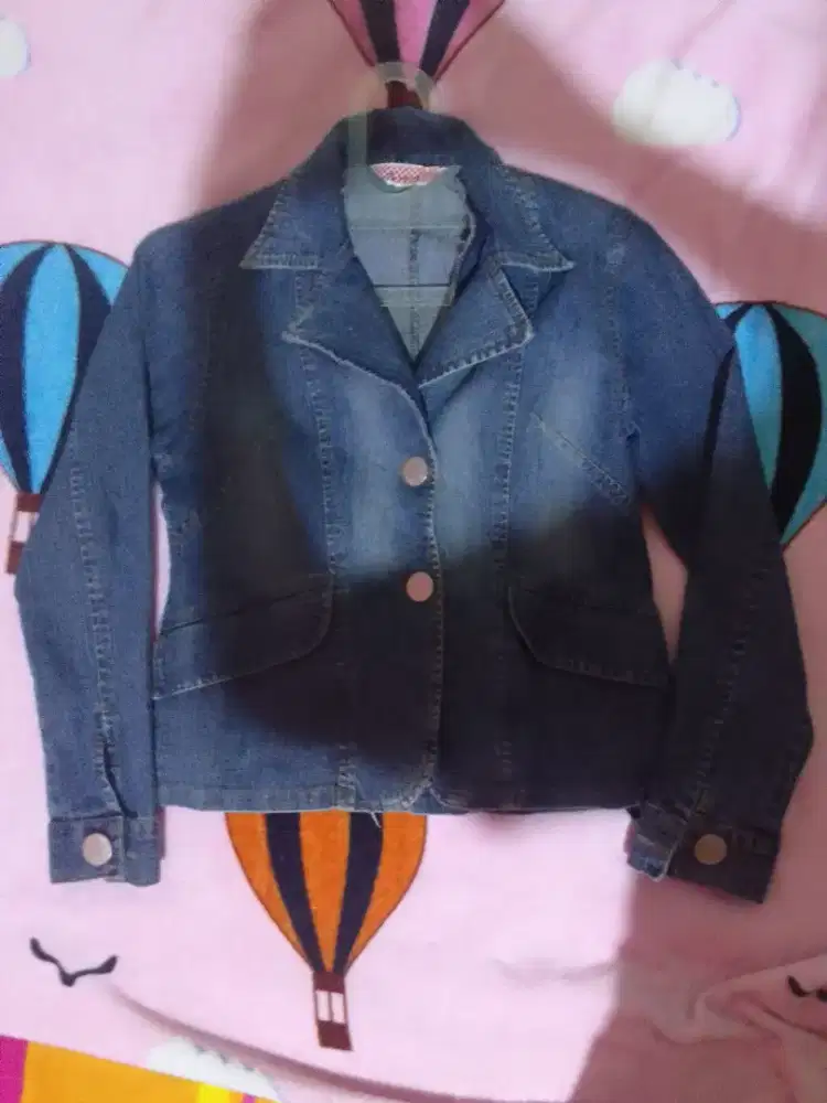 jaket levis denim