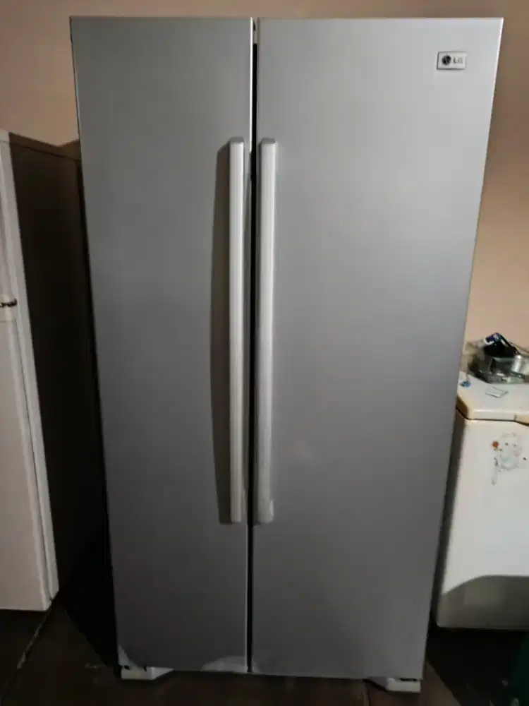 kulkas LG SBS 2 pintu