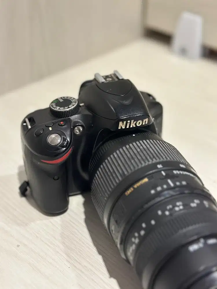FOR SALE Nikon D3200 + Lensa 70-300