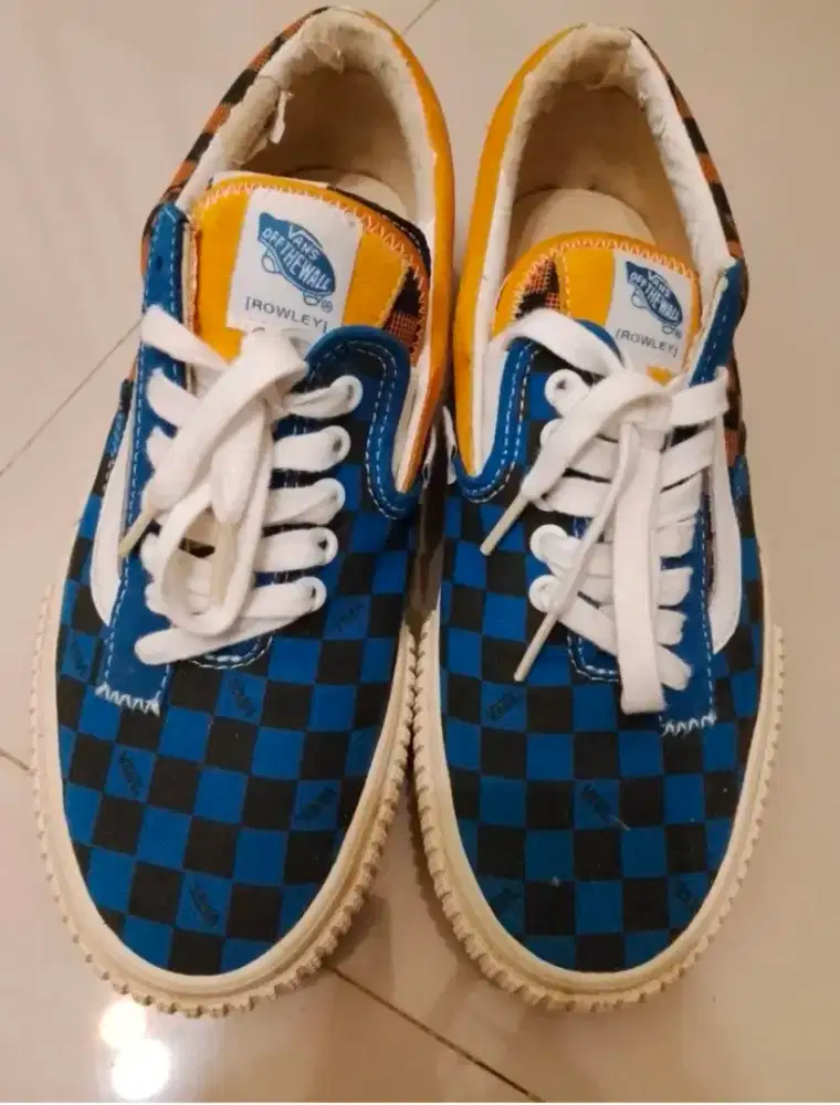 sepatu Vans pria