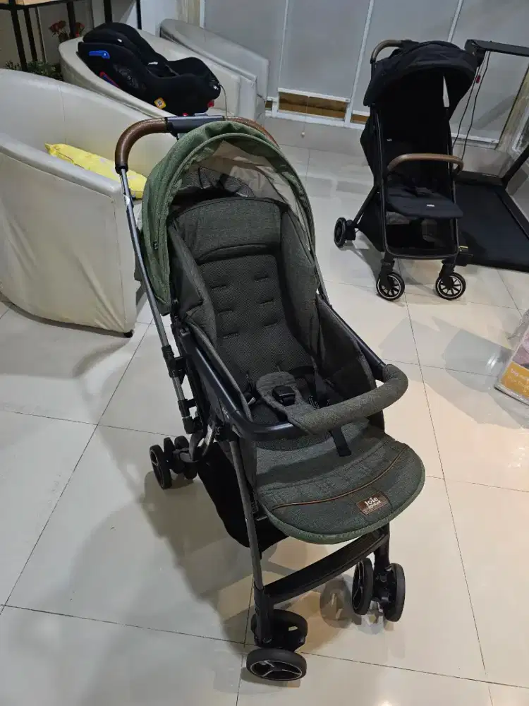 Stroller Joie Signature 4WD Include BOX