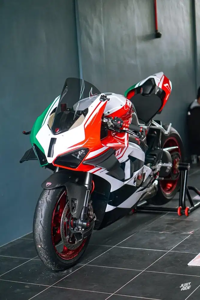 Fs Ducati Panigale V4 Base