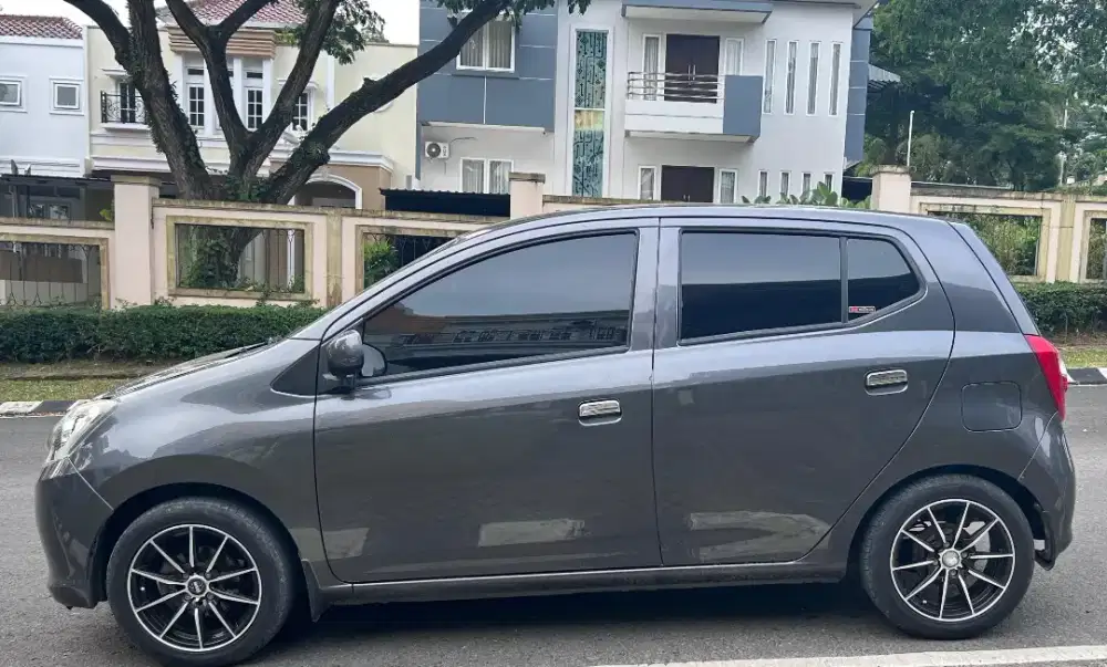 Daihatsu Ayla Matic A/T 2017 LowKM !!