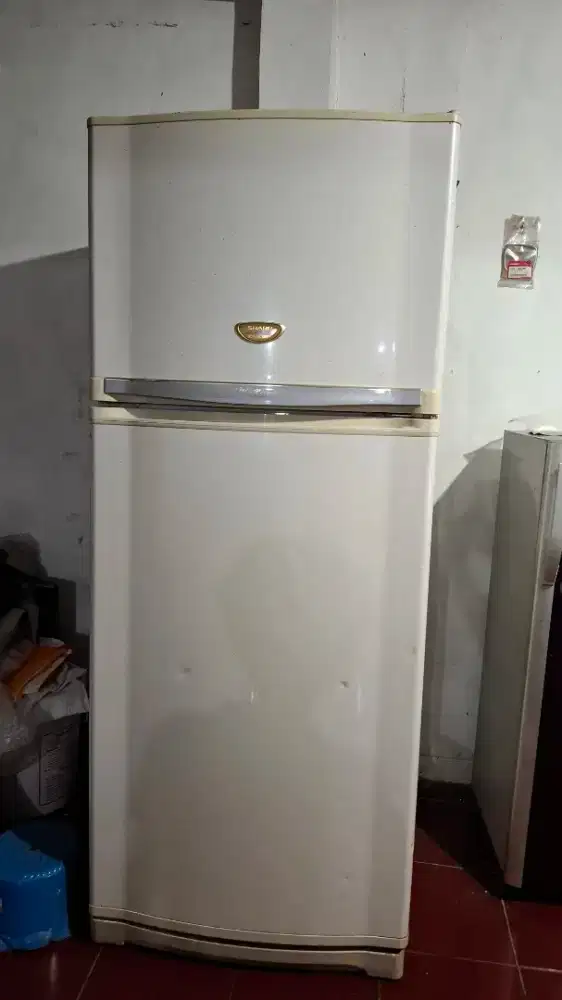 Barang Bekas Rusak Freon