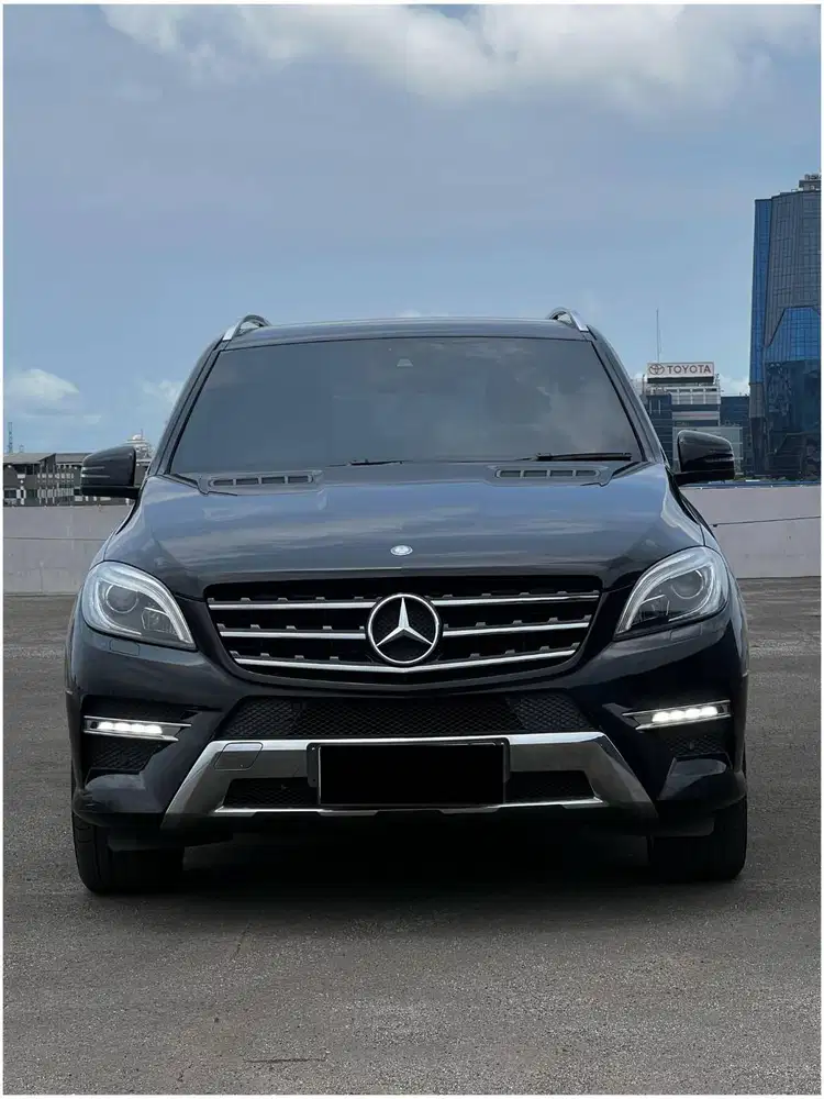 Mercedes Benz ML400 3.000cc Tahun 2015 | Terawat & Siap Pakai