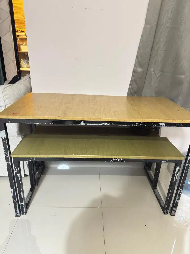 Meja Kursi Bakso atau Baso atau Rumah makan