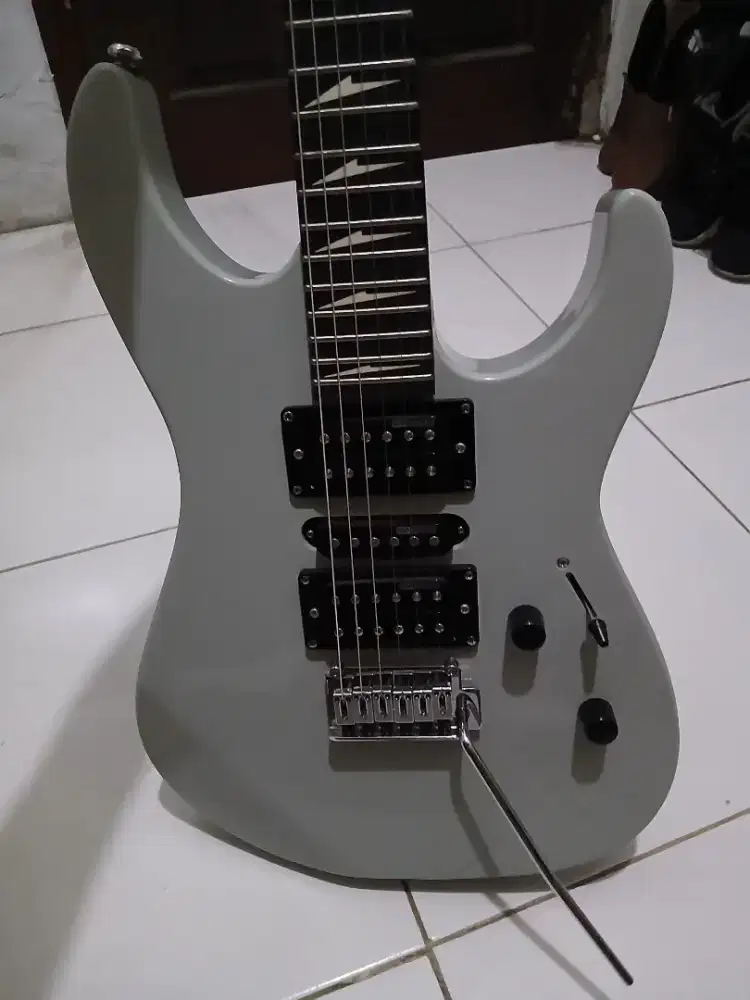 LTD MT130 Original + MVave Cube Baby Guitar Multieffect