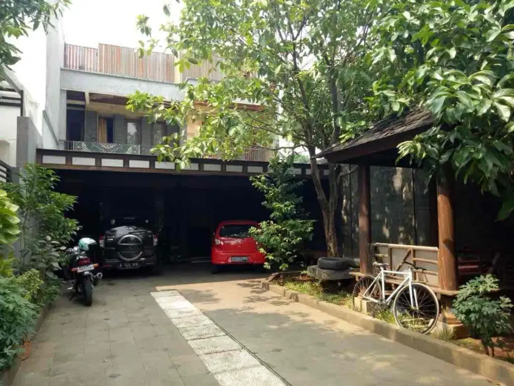 Rumah Bangunan Tua Hitung Tanah Cirendeu Ciputat Tangsel