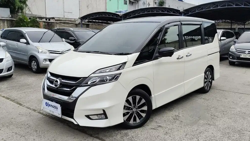 DP RENDAH - Nissan Serena 2.0 Highway Star Bensin-AT 2019