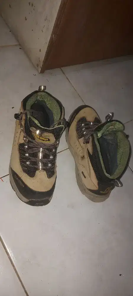 Sepatu Gunung outdoor hiking prospecs Pro specs 245cm