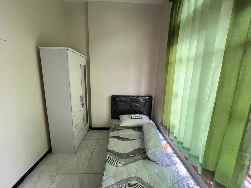 Kos Perempuan Dekat UB UM dan UMM