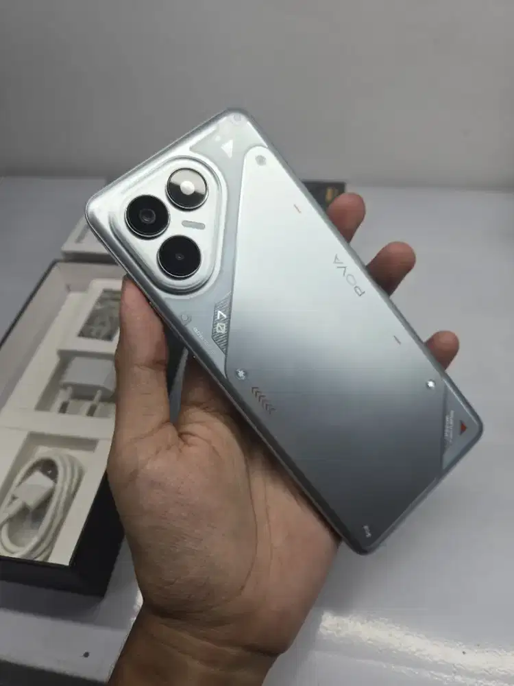 JUAL TECNO POVA 7 8/256 SECOND - FULSET (GARANSI ON)