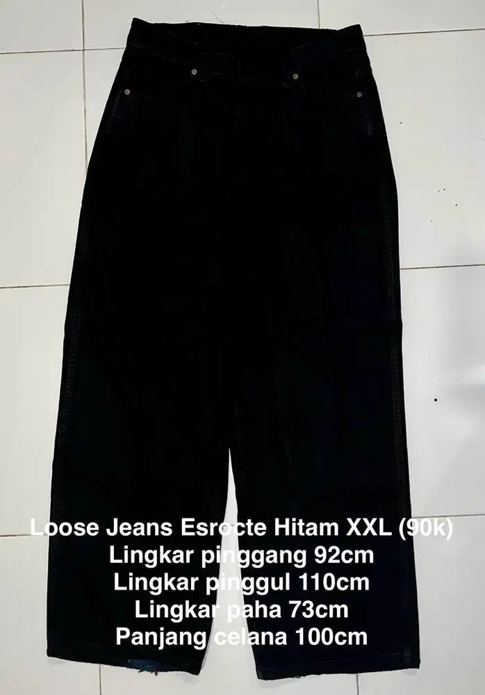 Preloved Loose Jeans Esrocte Hitam XXL
