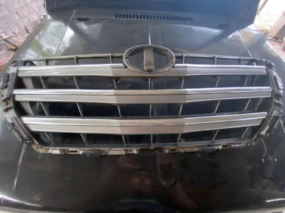 Grill grille innova 2013-2015 original 100% copotan