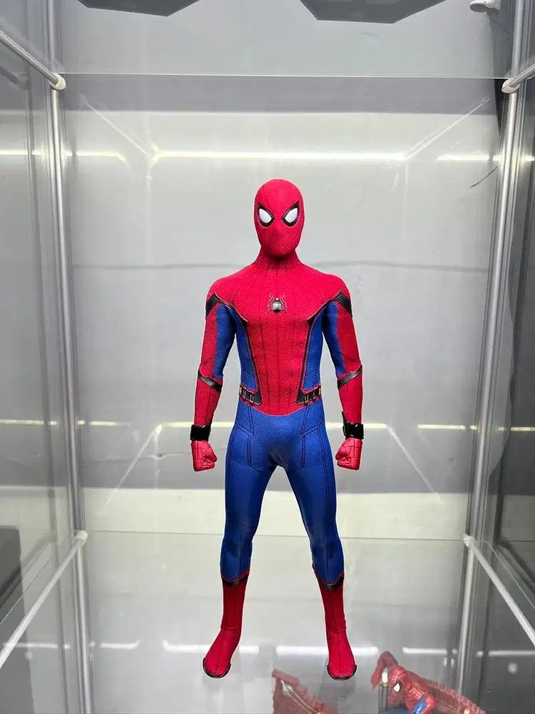 HOT TOYS SPIDER-MAN FAR FROM HOME MOVIE PROMO EDITION (MMS535)