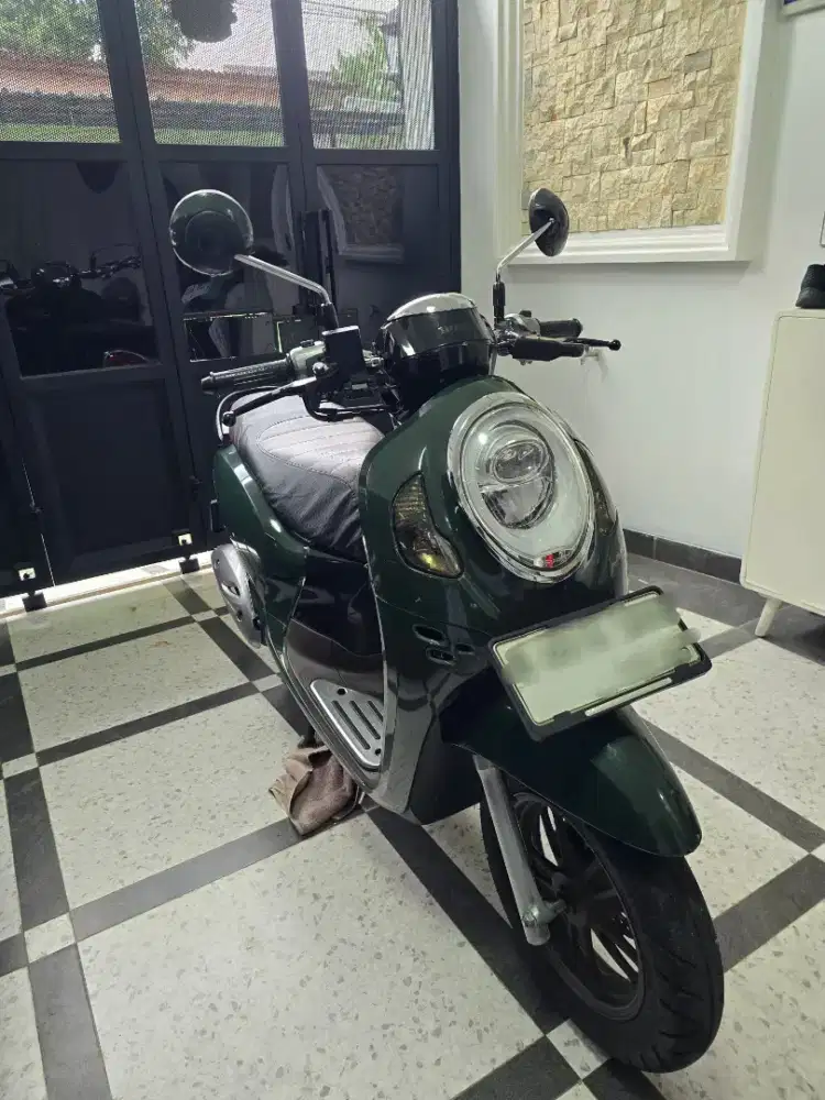 Jual Scoopy prestige green doff 2023 Mewah