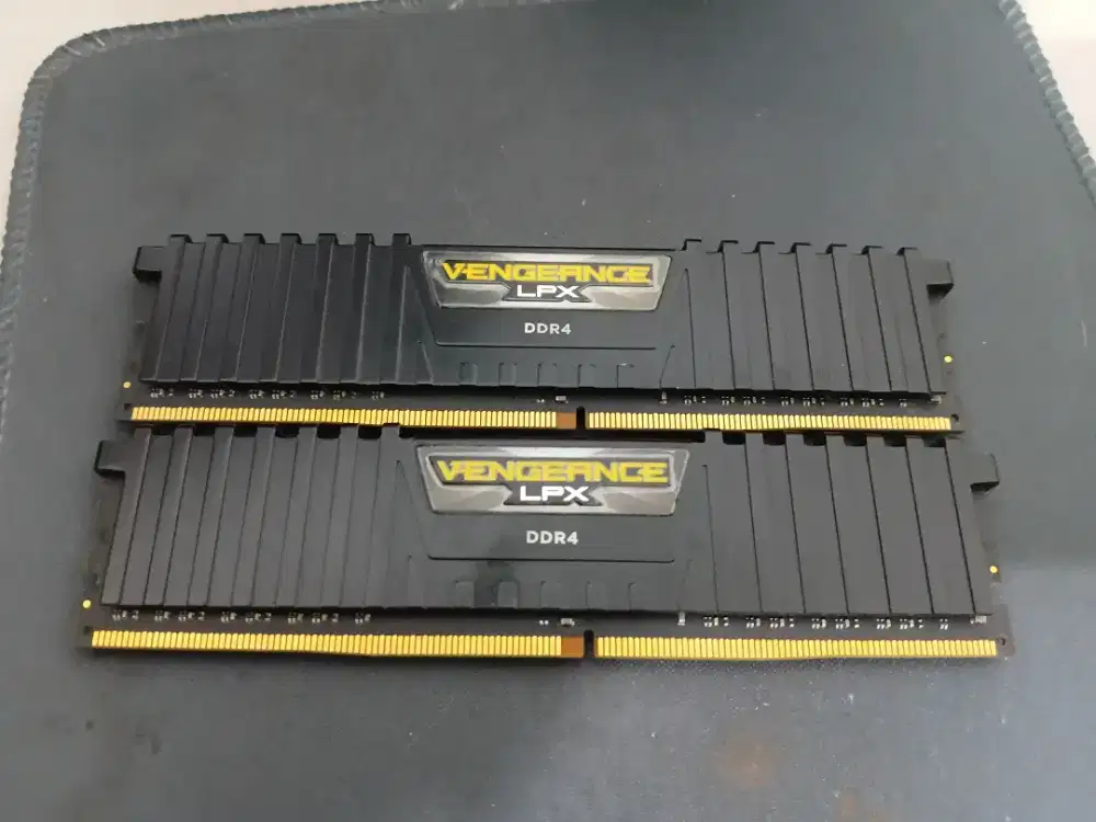 RAM DDR4 16GB (2x8GB) 2666MHz Corsair Vengeance LPX – Dual Channel