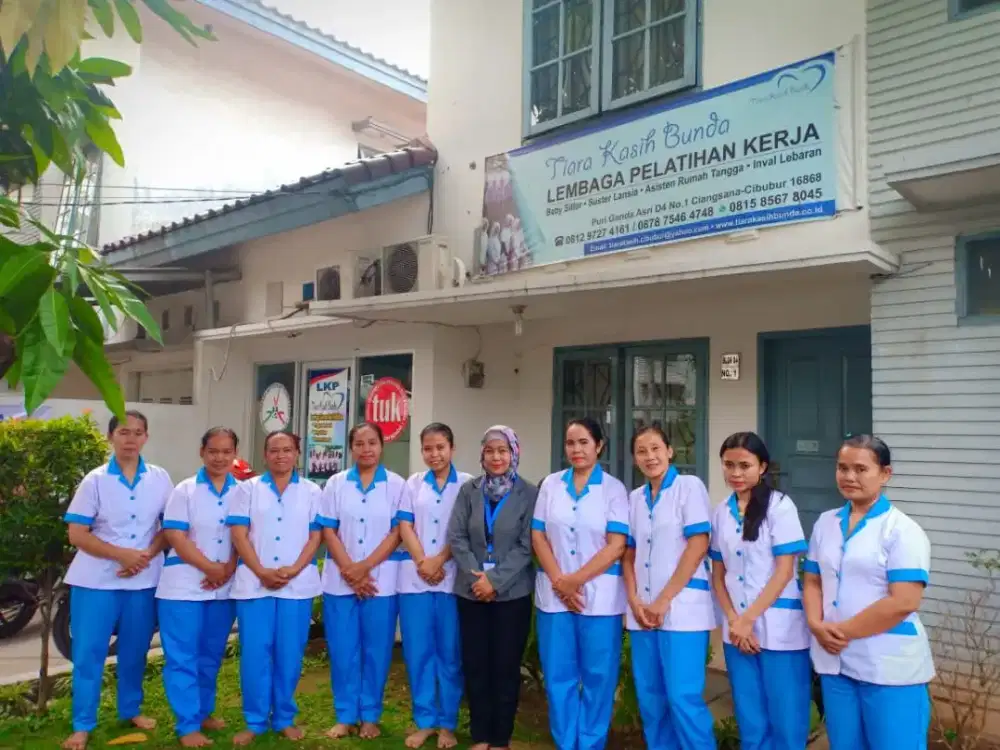 Loker Baby Sitter ART & Perawat Lansia Terpercaya dan Kompeten