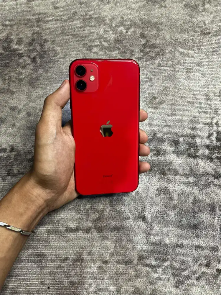 iPhone 11 128GB Warna Merah