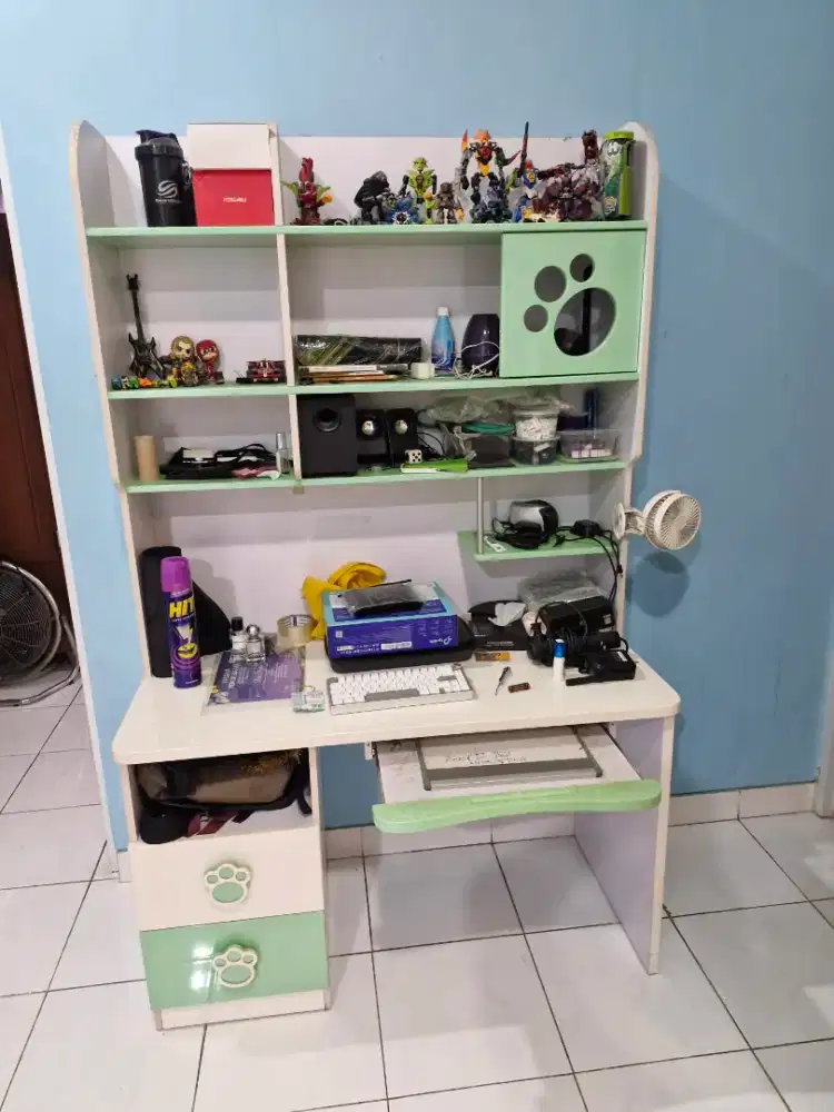 Set Meja Belajar Rak Buku Komputer ex Informa hijau putih cat Duco 120