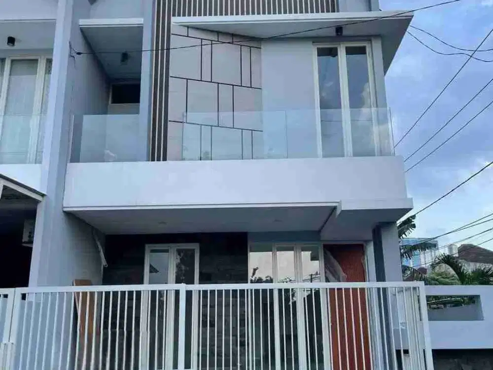 Rumah Premium Baru Gress
Lokasi Manyar Tirtoyoso 
(Dekat Raya Manyar,Kampus UNTAG UNITOMO,PERBANAS,Raya Manyar,Terminal Bratang)