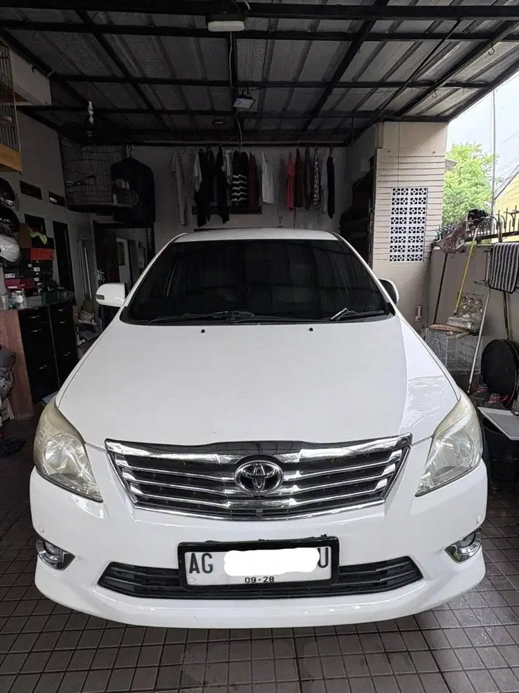 Kijang Innova V Luxury Highest Series 2013