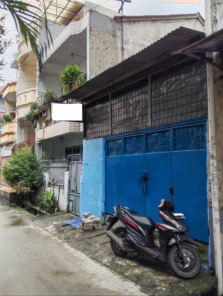 Dijual Cepat Rumah 3 Lantai di Pademangan, Jakarta Utara