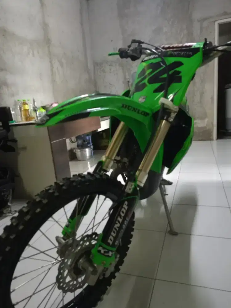 Kawasaki kx 85 spesial angine rawatan tangan pertama