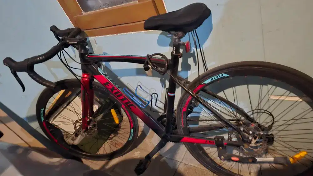 Sepeda balap exotic pasific