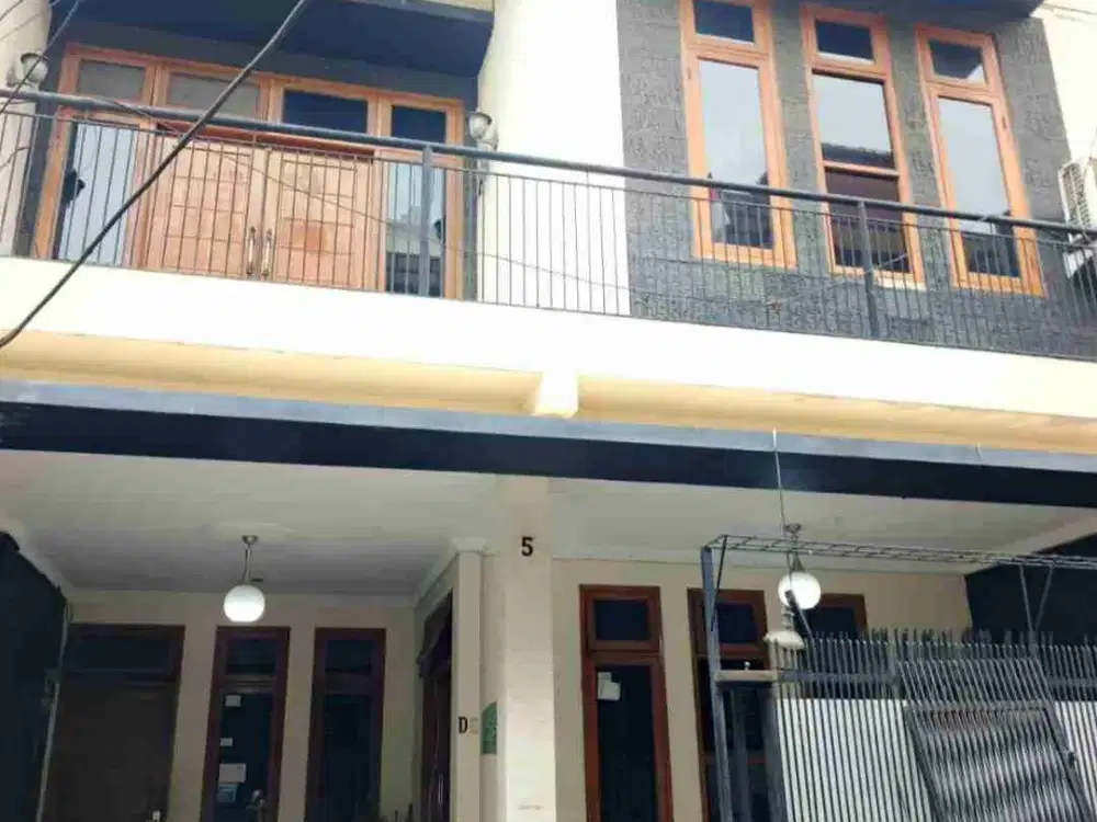 Disewakan Rumah Furnished di Rawamangun