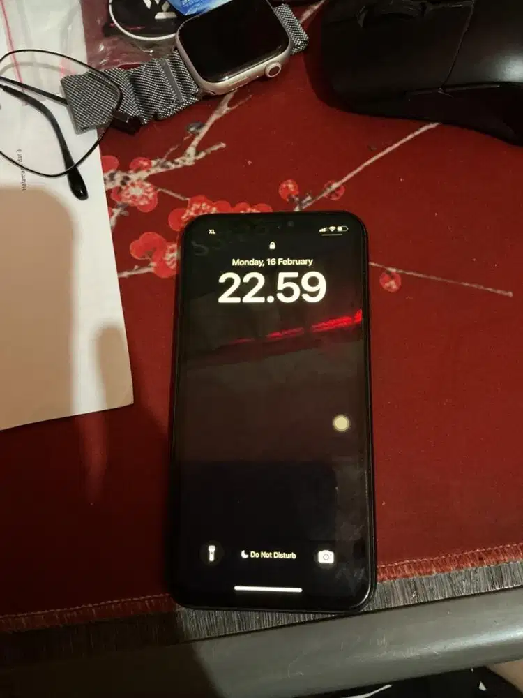 Iphone 11 64gb bekas