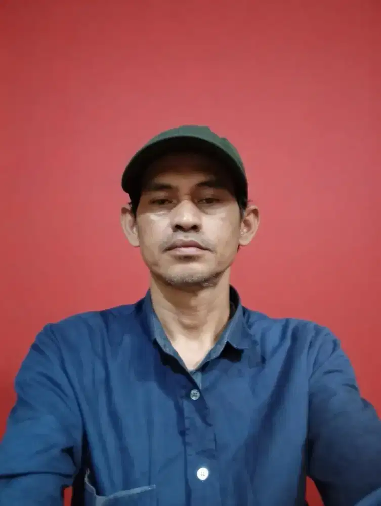 Saya sedang mencari pekerjaan sebagai driver/supir