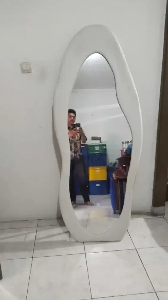 Jual kaca cermin, kondisi baru, Lok Pamulang Timur, Tangsel