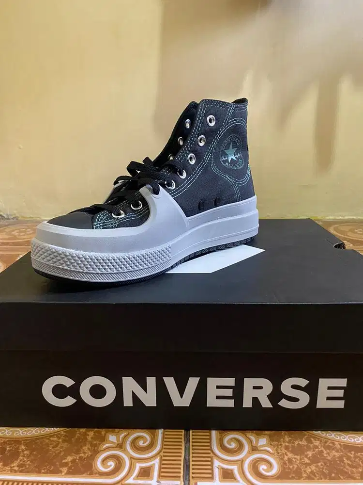 Chuck Taylor All Star Construct