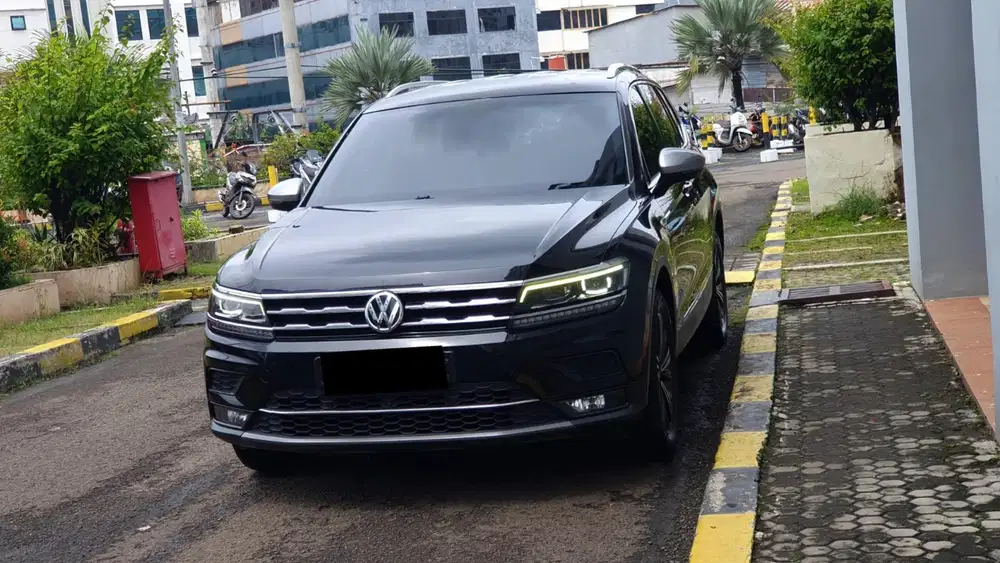 Volkswagen vw tiguan allspace tsi 2020 pakai 2021 hitam