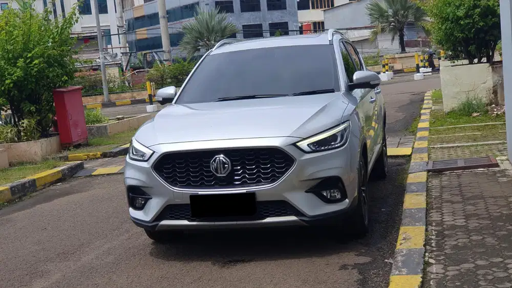 Mg zs magnify 2023 pakai 2024 sunroof silver