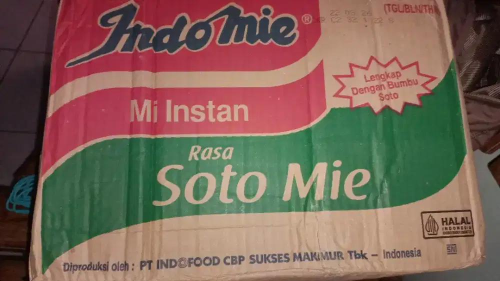 Indomie goreng dan soto
