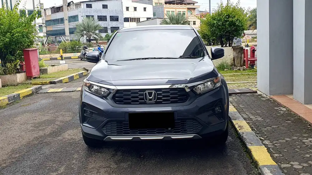 Honda WR-V WRV WR V 1.5 E CVT AT Abu NIK 2023 Like New Low Km Record