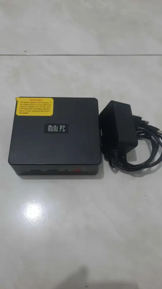 Dijual Mini PC Intel J4205 kondisi bekas, masih normal dan siap pakai.