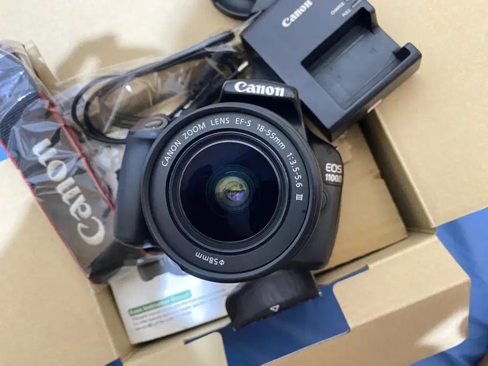 CANON 1100D LENSA KIT 18-55MM III