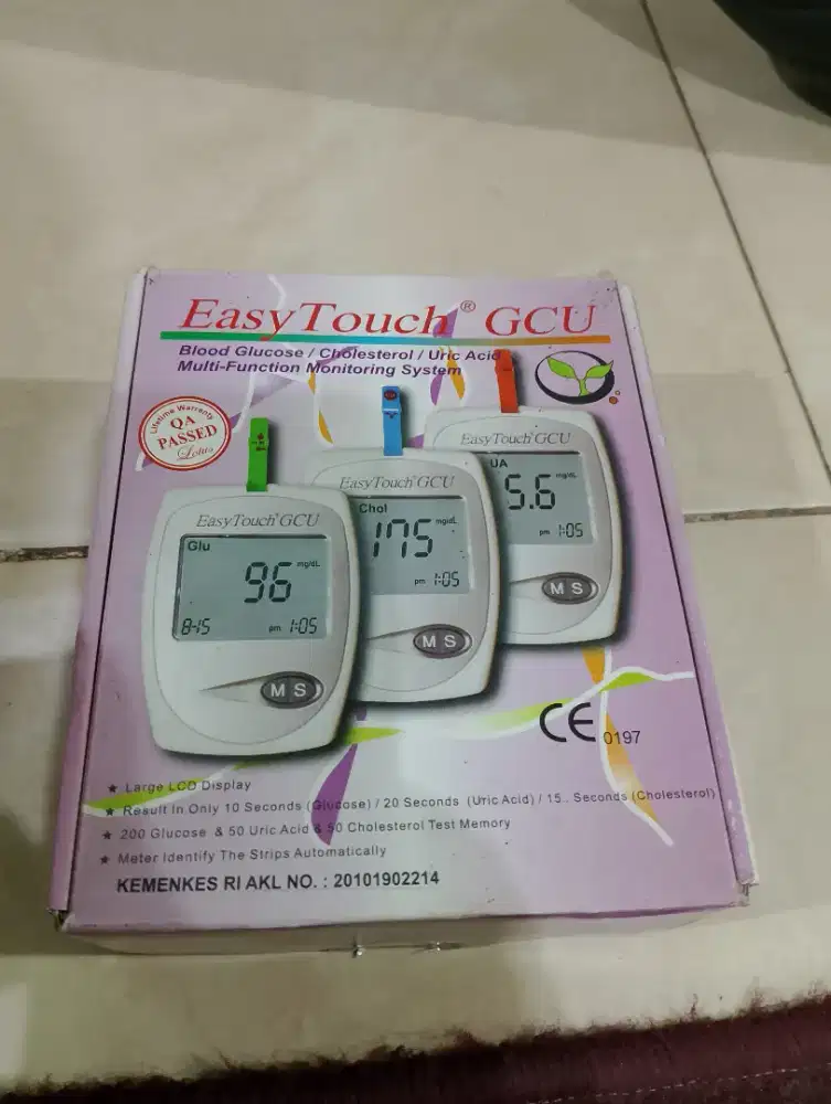 Alat cek gula darah,kolestrol dan asam urat