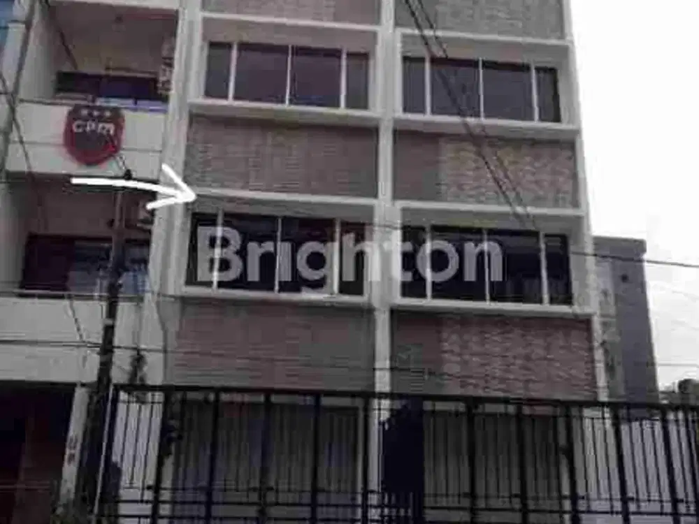 RUKO 4 LANTAI BANGUNAN BARU DAERAH STRATEGIS DI JAKARTA