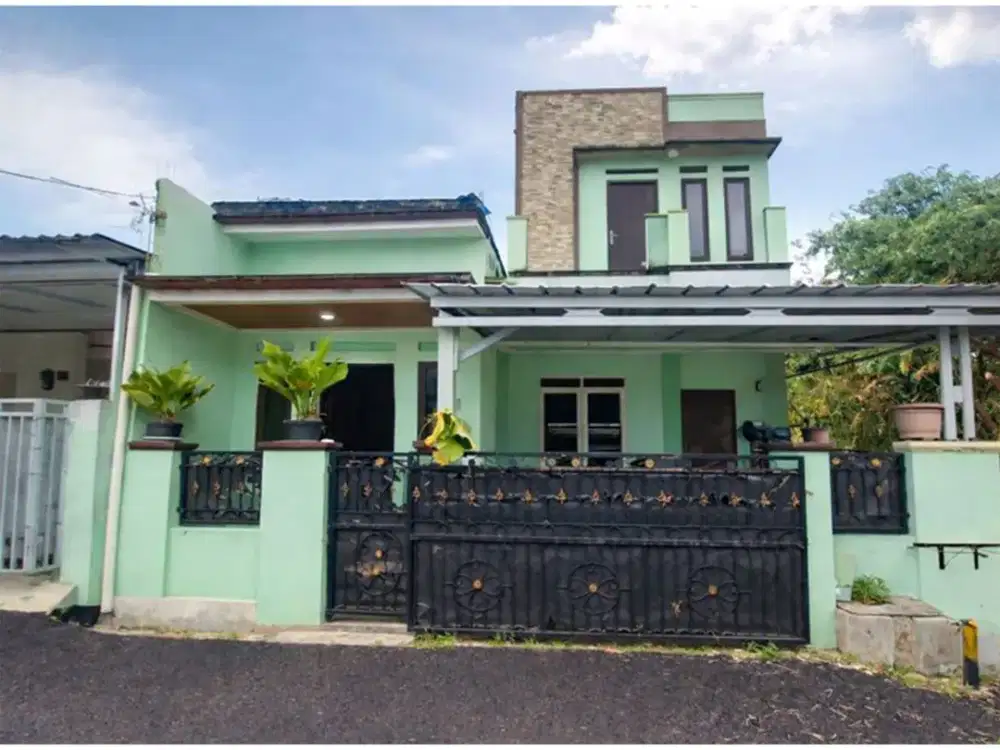 DISEWA RUMAH MEWAH TAHUNAN 2 LANTAI BAGUS SIAP HUNI HOOK CIBINONG BOGOR BO163