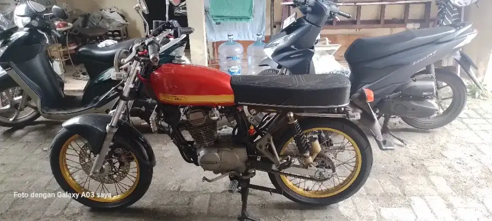 Honda CB 100 th 1985