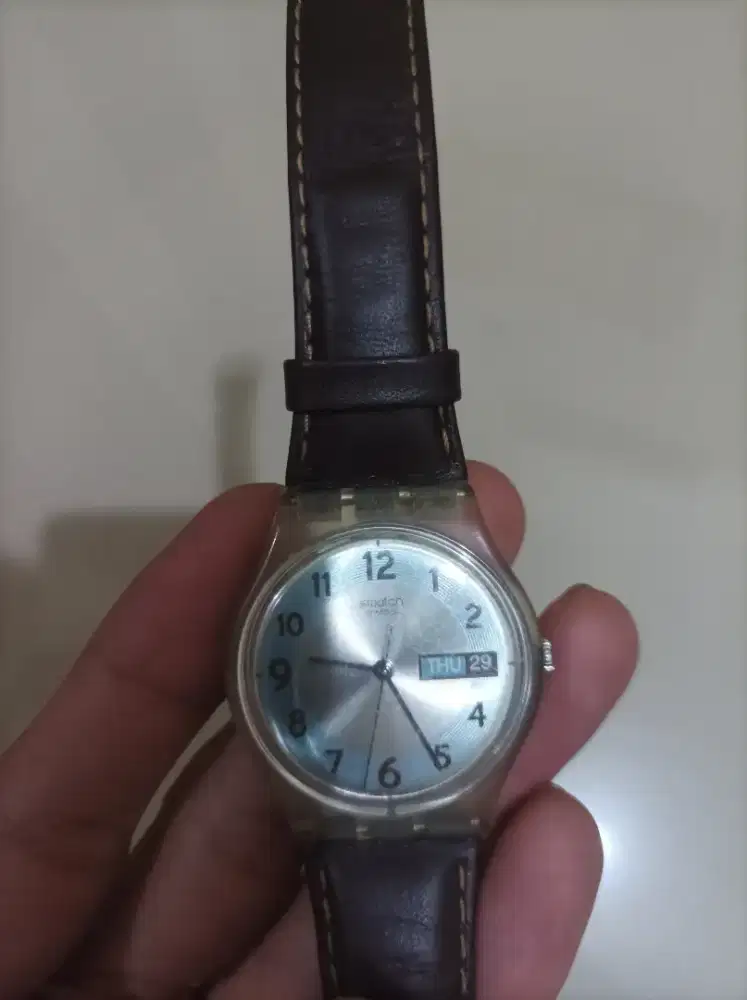 Jam tangan Swatch