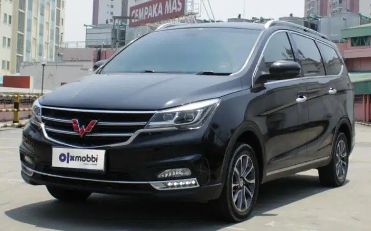 Garansi Mesin 1th Wuling Cortez 1.8 L Lux Bensin-MT Hitam 2018