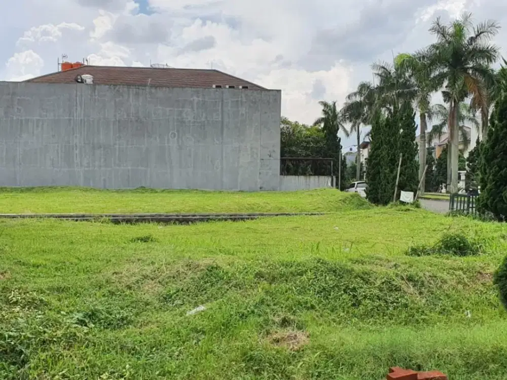 Di Jual Tanah kavling Hoek di Singgasana Raya dkt GBI Mekar Wangi, BPK, Rs. Santosa, Tol Moh Toha