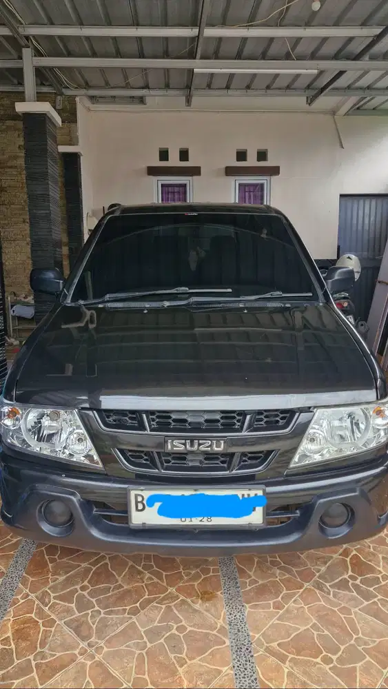 Isuzu Panther LV Turbo 2.5 2007 – Tangan 2 Sejak 2012, Pribadi Terawat