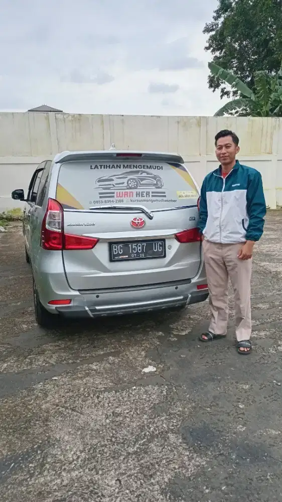 Wanher kursus mengemudi